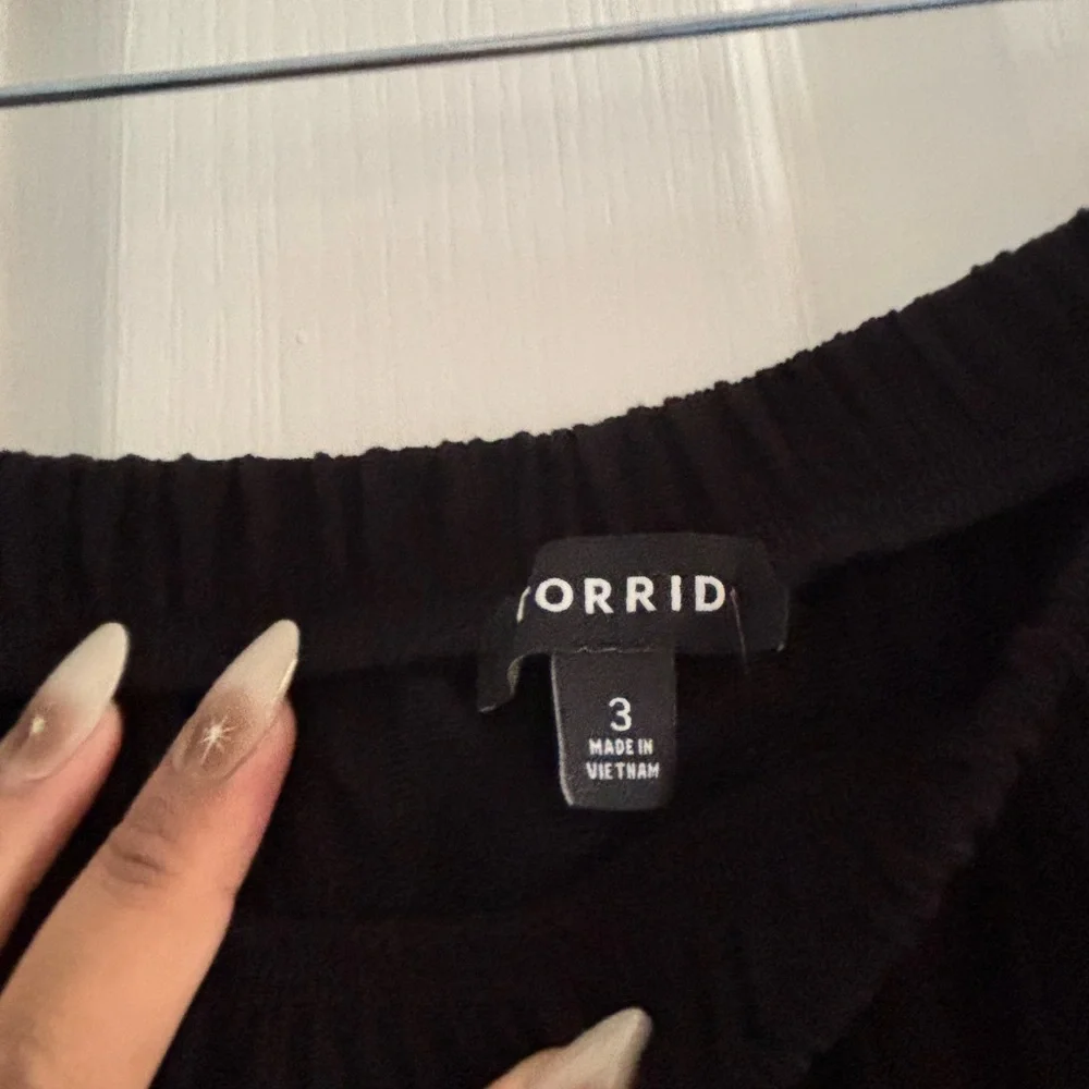 Torrid Black A-Line Skirt with Lace Trim - Picture 2 of 3